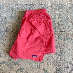Patagonia Women’s Baggies Size Medium.